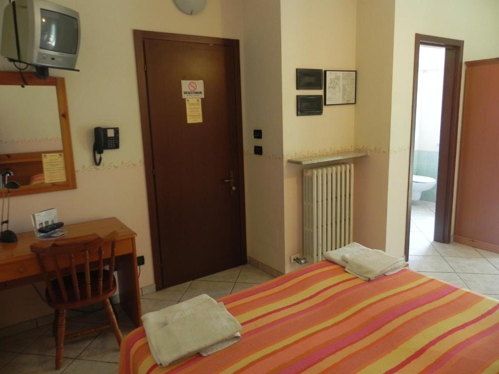 Hotel Ristorante Belsito Borgo San Dalmazzo Bilik gambar